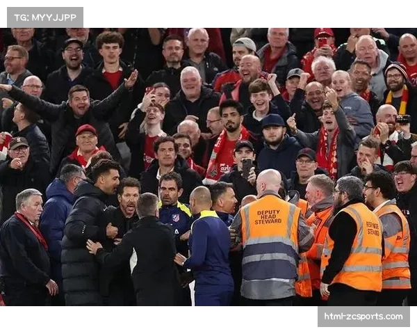 欧足联召开紧急会议，讨论应对极端天气导致的多场欧冠比赛延期预案